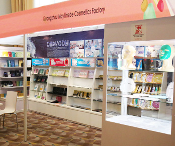 Мэйлинебе на выставке по уходу за кожей - Cosmopack Asia Hongkong 2015
